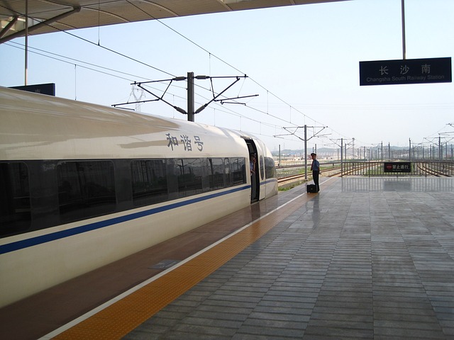 2021年國(guó)鐵集團(tuán)動(dòng)車組/高鐵運(yùn)營(yíng)業(yè)務(wù)前五大供應(yīng)商和下游客戶市場(chǎng)調(diào)研報(bào)告