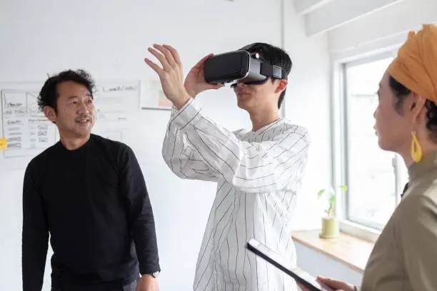 中國虛擬現(xiàn)實（VR）行業(yè)研究